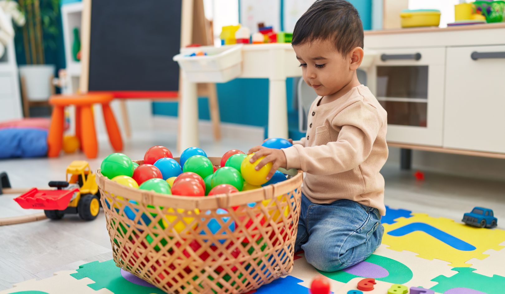 A Parent’s Guide to Choosing the Best Preschool Near You